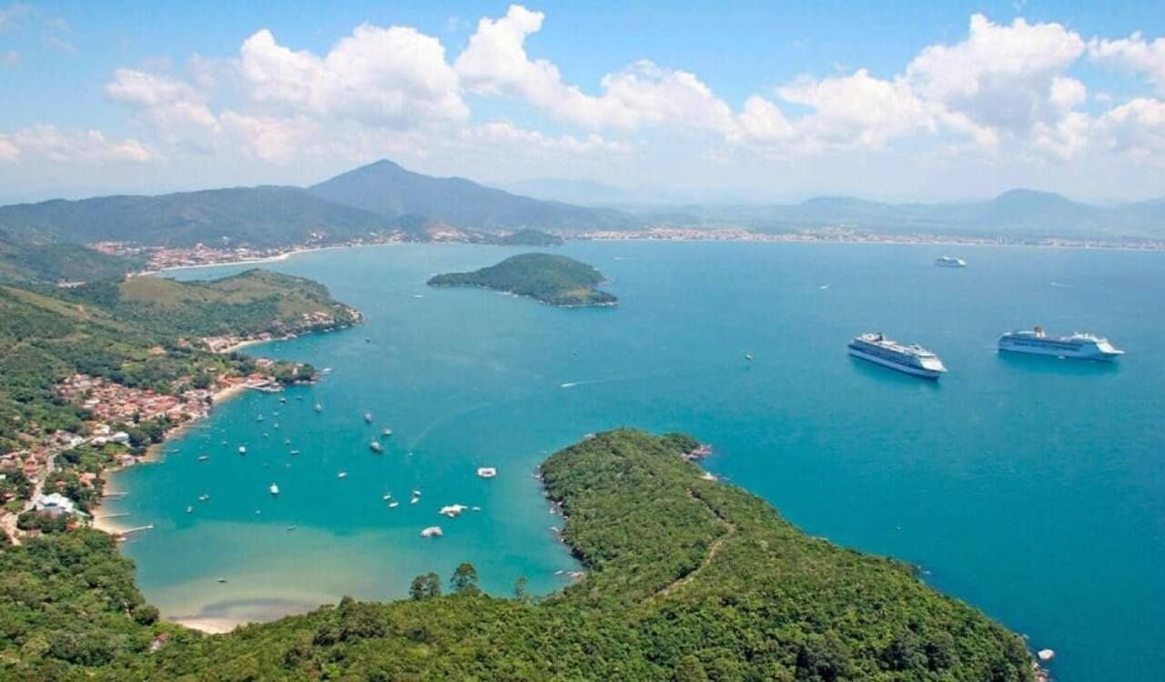 Morar perto do mar em Porto Belo 